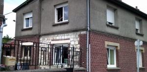 Maison d'habitation + maison annexe louée Maison d'habitation + maison annexe louée