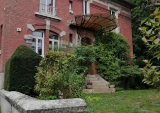 A Vendre - Très belle maison de caractère à Ribemont
